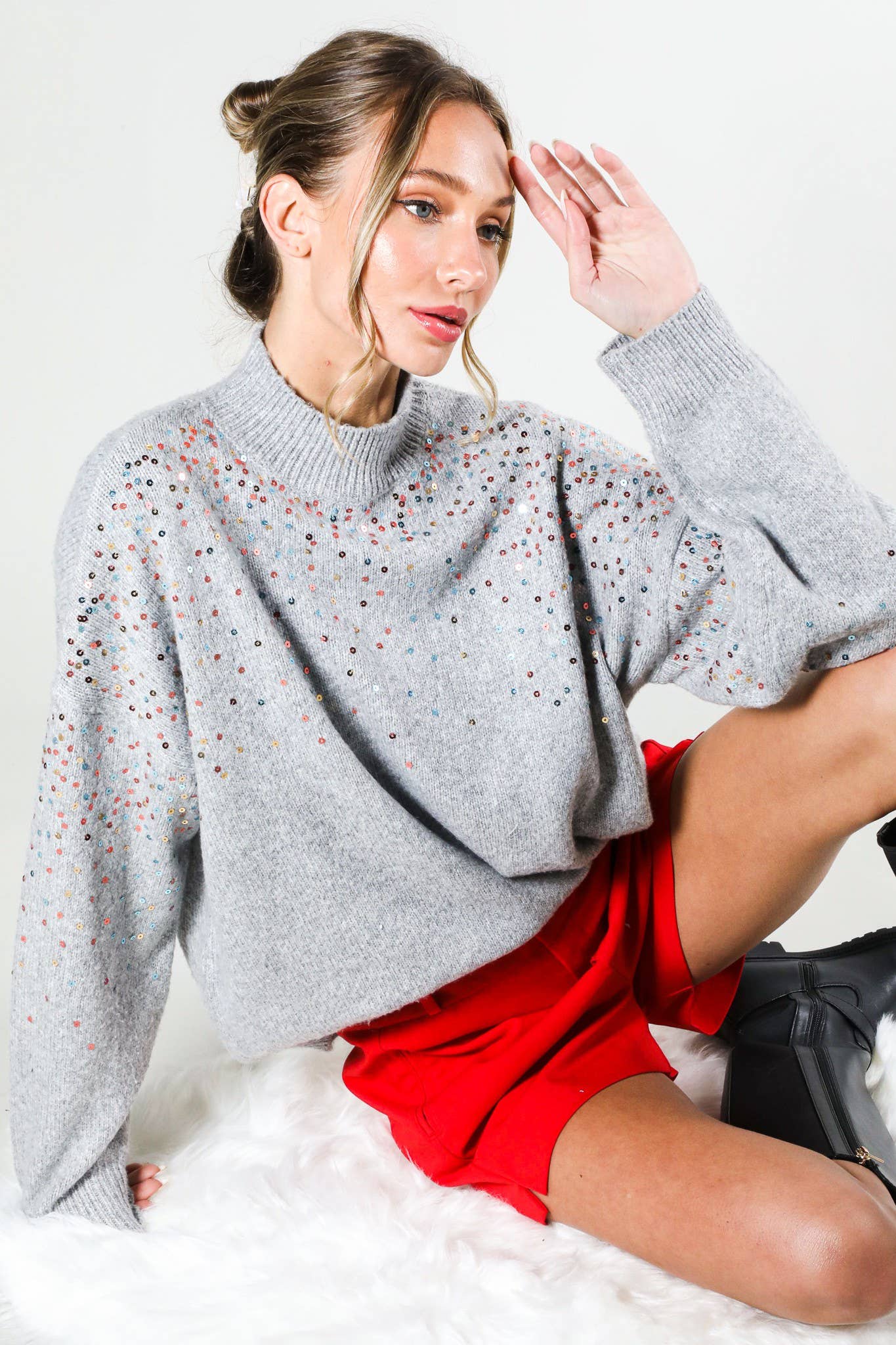 Vine&Love: Sequin detail grey sweater top