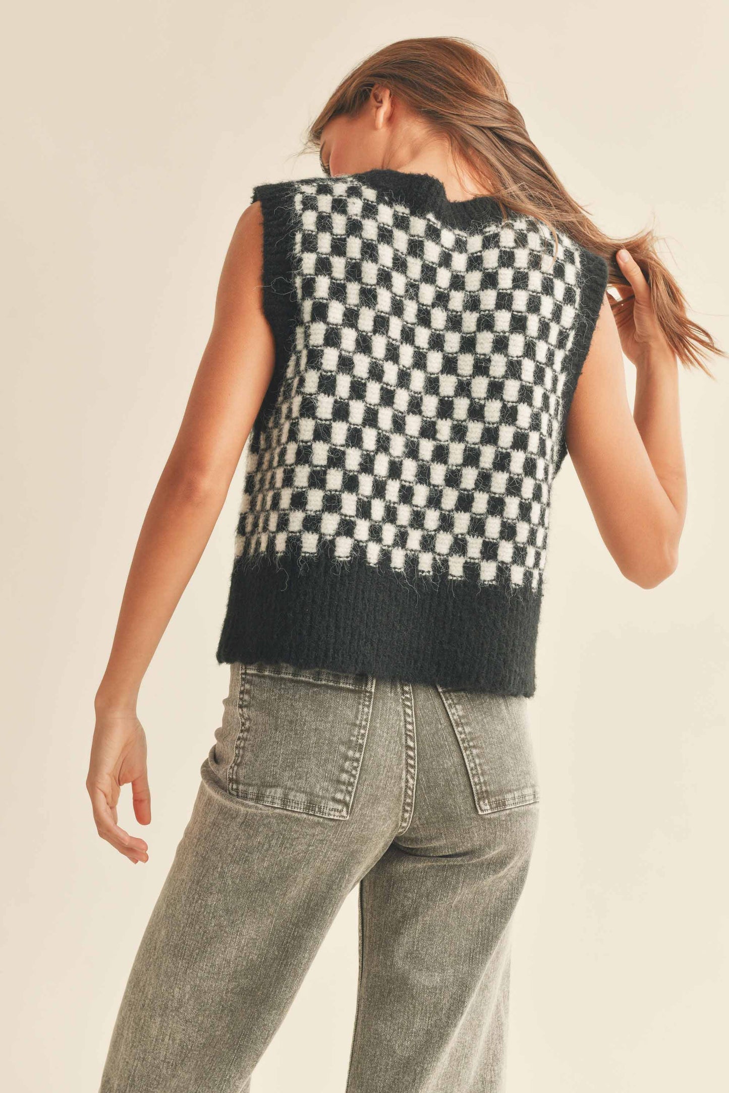 MIOU MUSE BLACK CHEKERBOARD PATTERN VEST: Black/white
