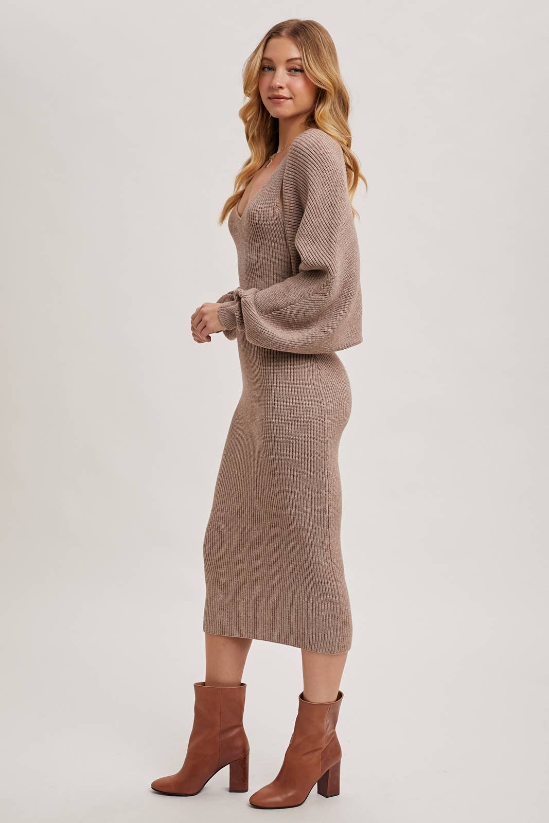 Bluivy - V-NECK KNIT MIDI DRESS AND KNIT SHRUG SET