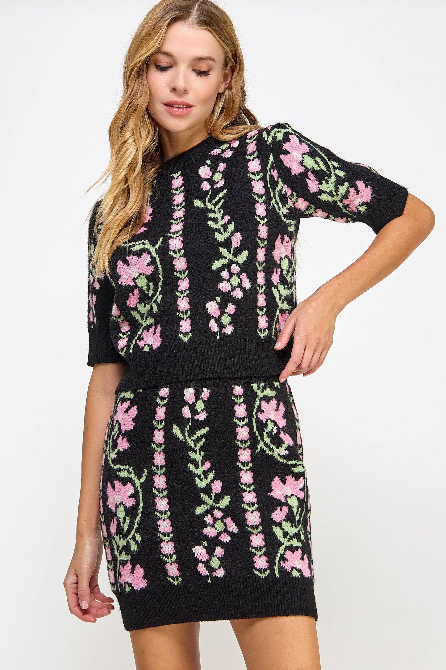 Strut & Bolt - Floral Intarsia Short Sleeve Sweater Top