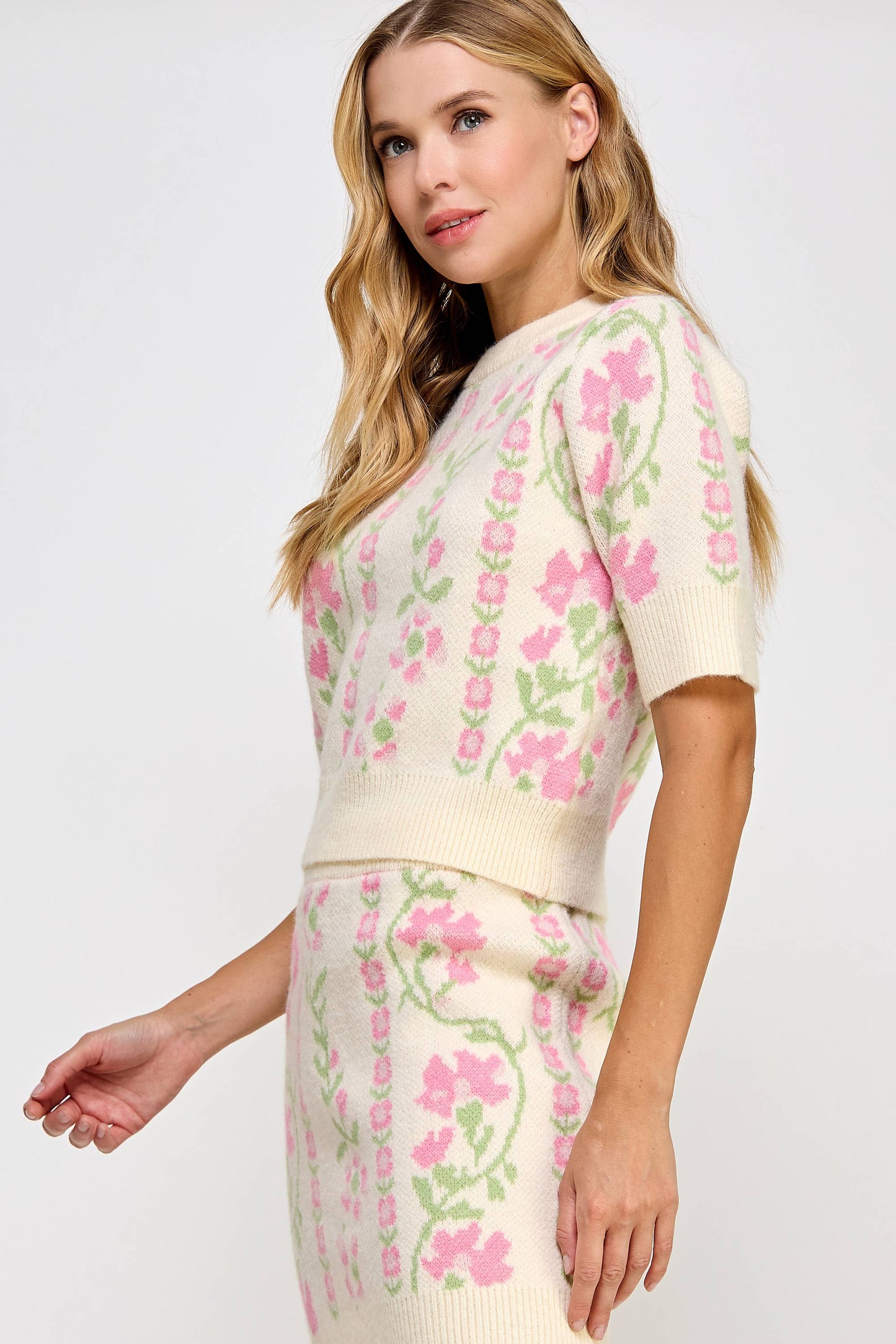 Strut & Bolt - Floral Intarsia Short Sleeve Sweater Top