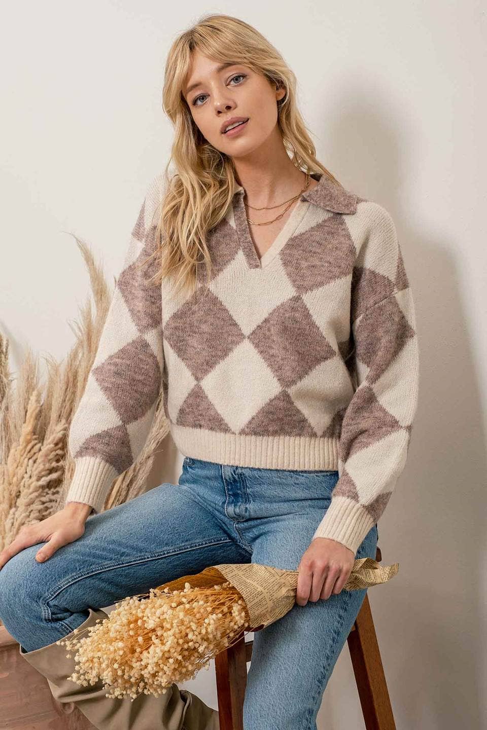 DIAMOND PRINT SWEATER: TAN