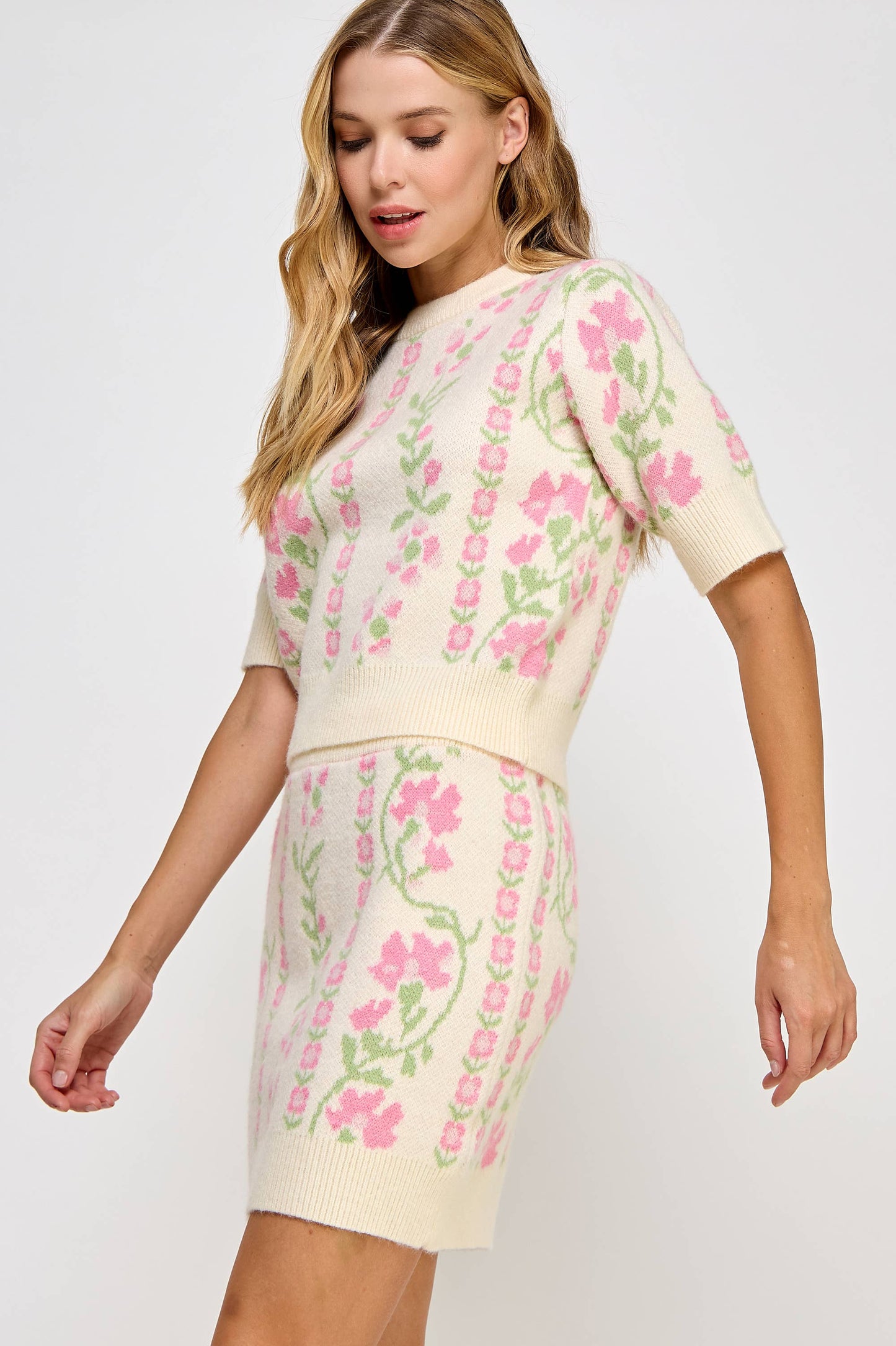 Strut & Bolt - Floral Intarsia Short Sleeve Sweater Top