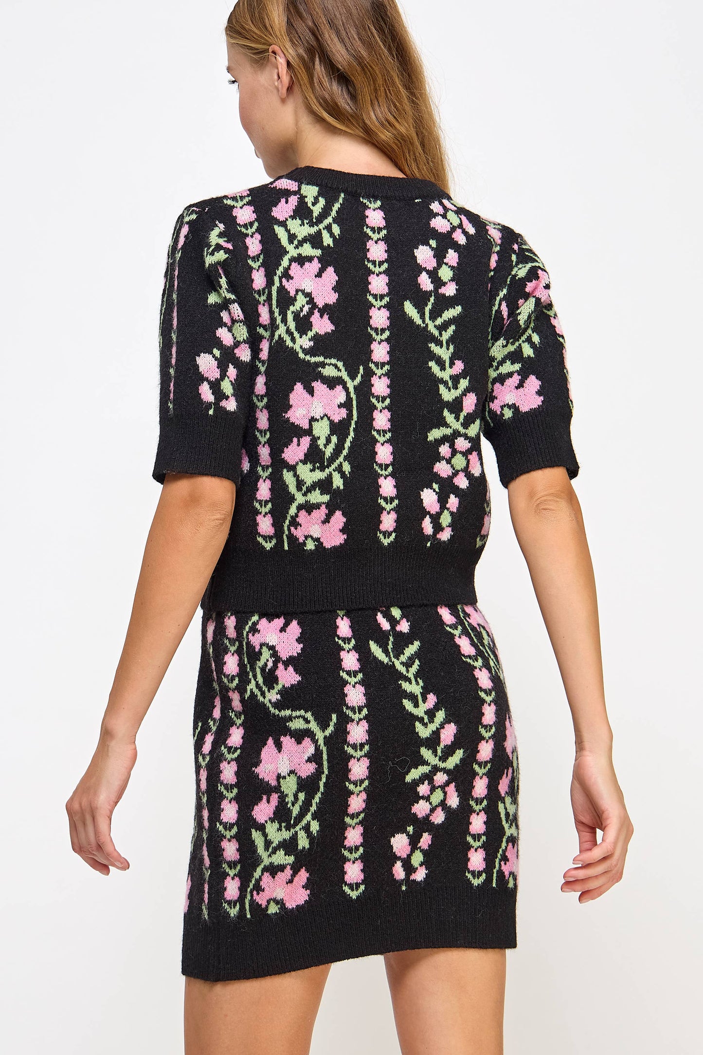 Strut & Bolt - Floral Intarsia Short Sleeve Sweater Top