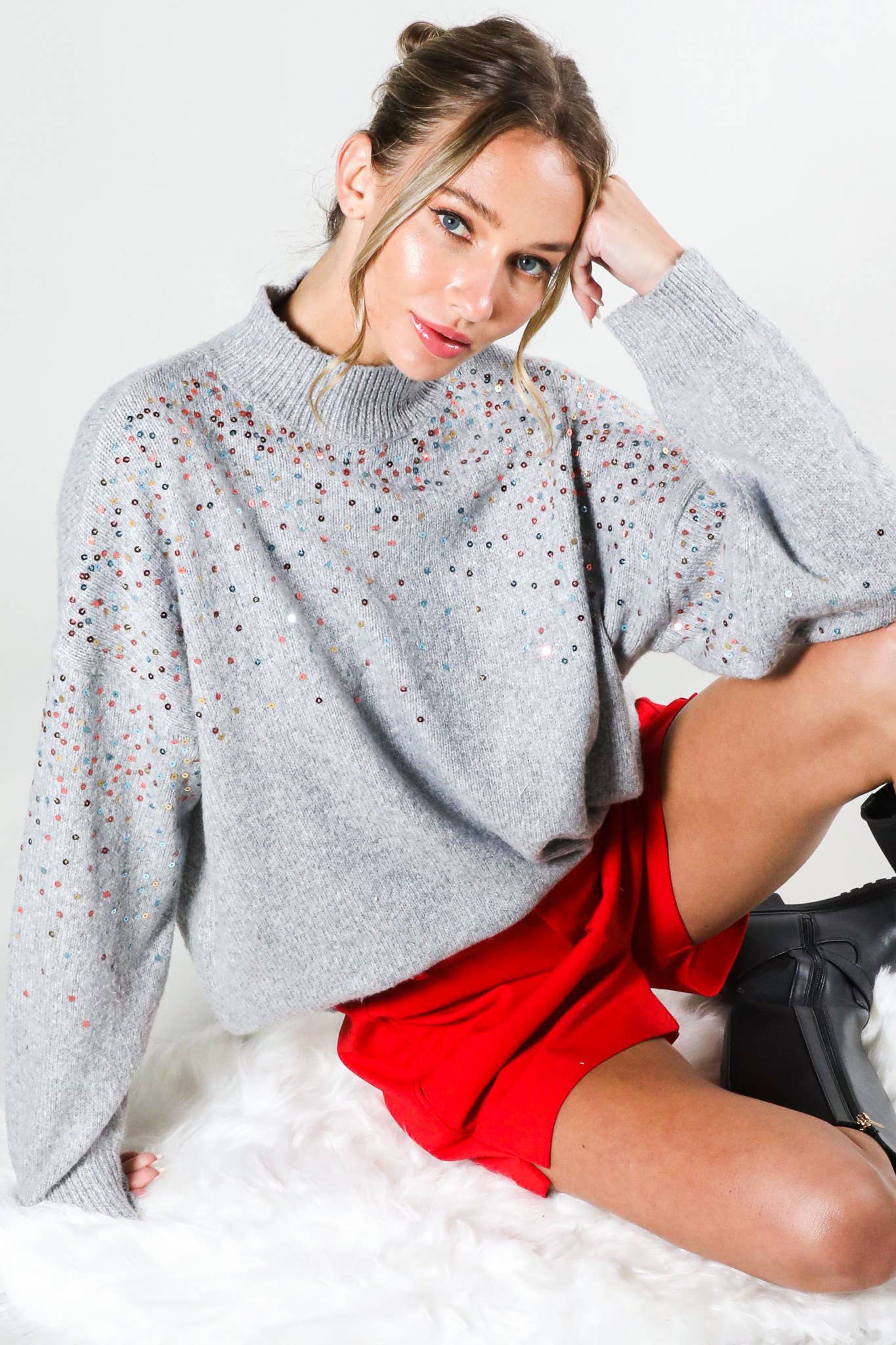 Vine&Love: Sequin detail grey sweater top